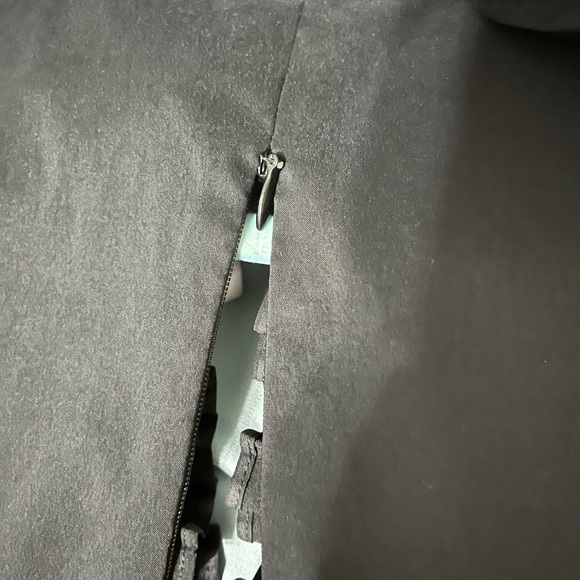 Adrianna Papell Black Ruffled Top - Picture 11 of 14